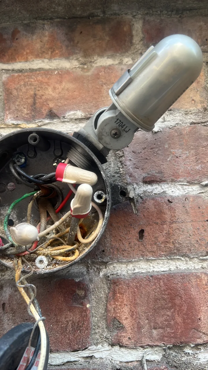Commercial outdoor lighting in Manhattan — MP Electric NYC
